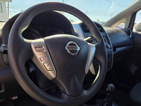 2015 Nissan Versa Note S Plus