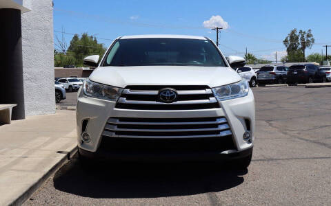 2017 Toyota Highlander LE Plus