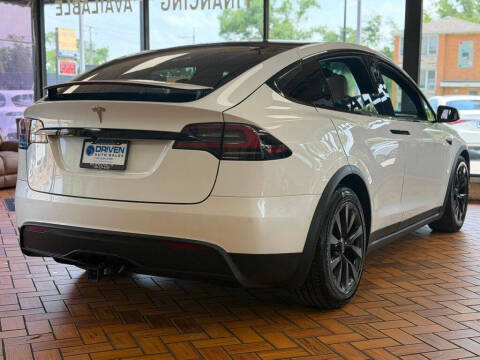 2023 Tesla Model X Standard Range