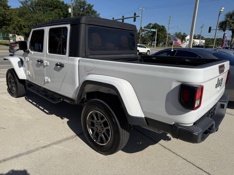 2020 Jeep Gladiator Overland