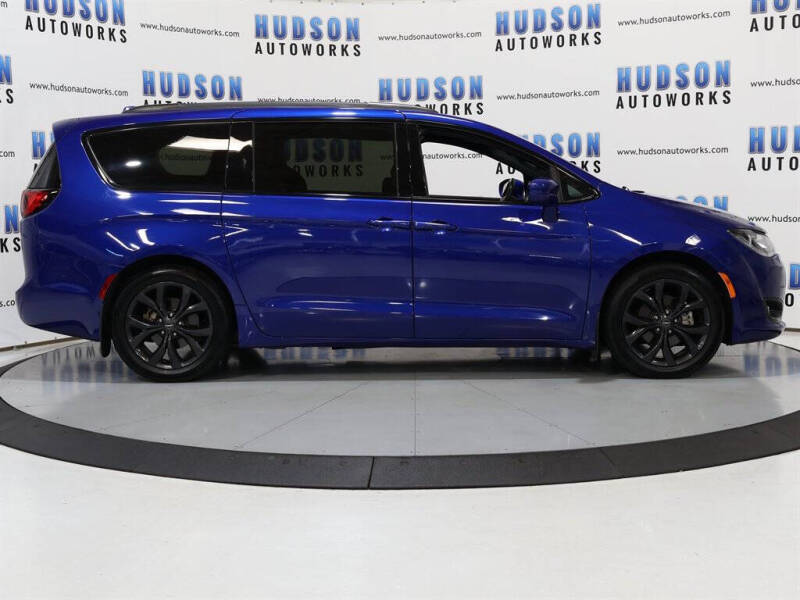 2020 Chrysler Pacifica Touring L