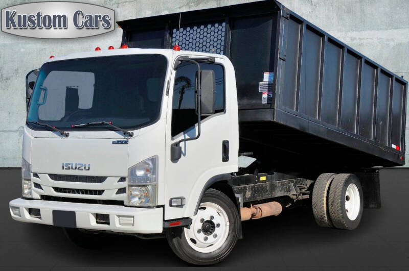 2014 Isuzu NPR HD's photo