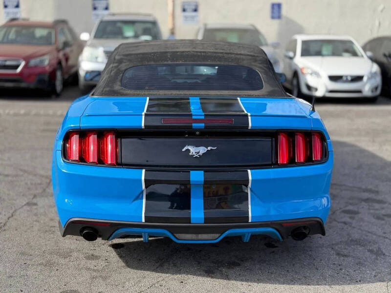 2017 Ford Mustang EcoBoost Premium