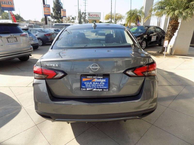 2023 Nissan Versa SV