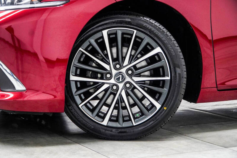 2025 Lexus ES 350