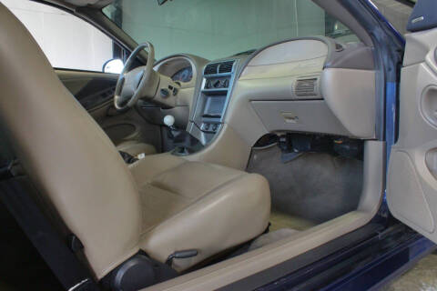 2003 Ford Mustang