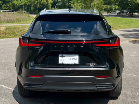 2025 Lexus NX 350h Luxury