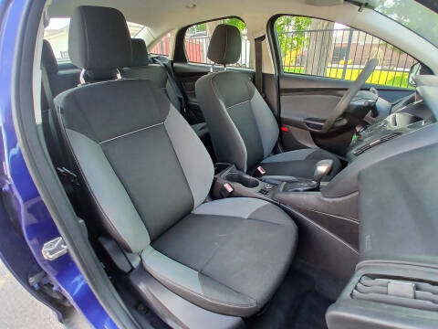 2012 Ford Focus S