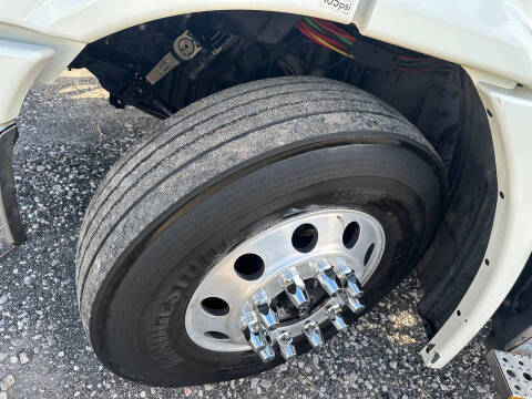 2017 Freightliner Cascadia