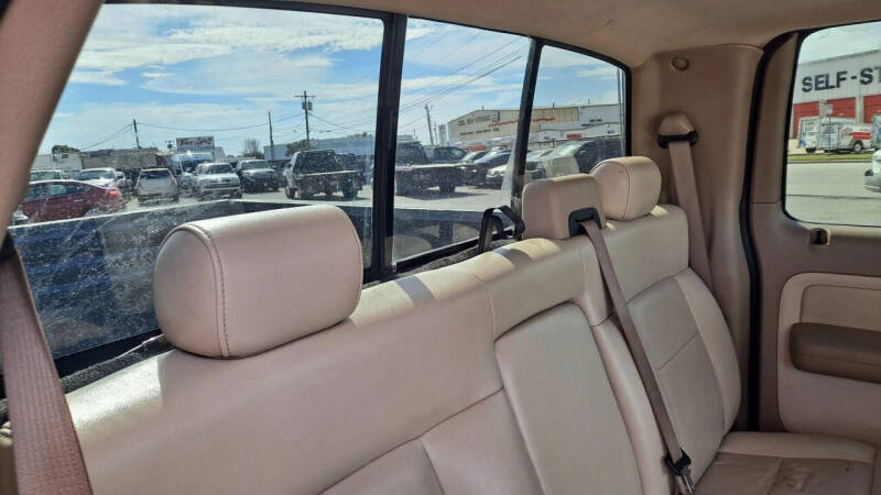 2004 Ford F-150 Lariat