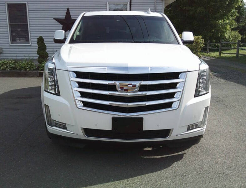 2017 Cadillac Escalade ESV Luxury