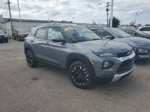 2022 Chevrolet TrailBlazer for sale at Betten Baker Preowned Center in Twin Lake MI