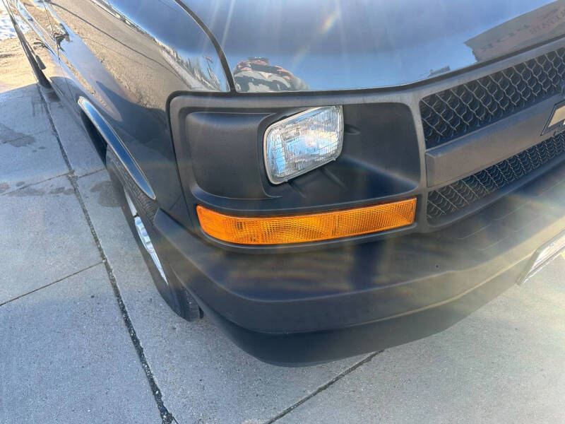 2017 Chevrolet Express LS 2500