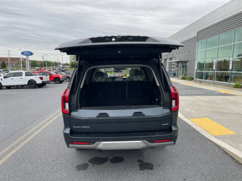 2025 Ford Expedition MAX Platinum