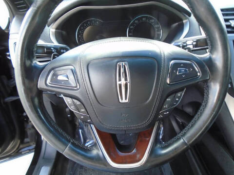 2017 Lincoln MKZ Select