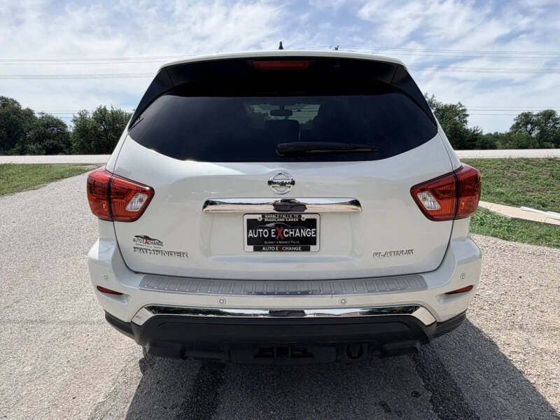 2017 Nissan Pathfinder Platinum