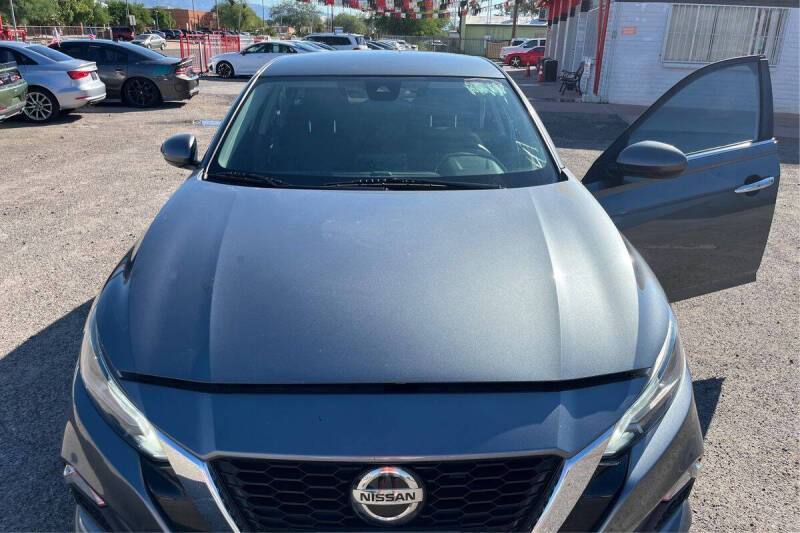 2022 Nissan Altima 2.5 SV