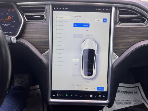 2016 Tesla Model S 85D