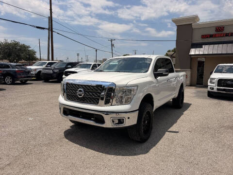 2018 Nissan Titan