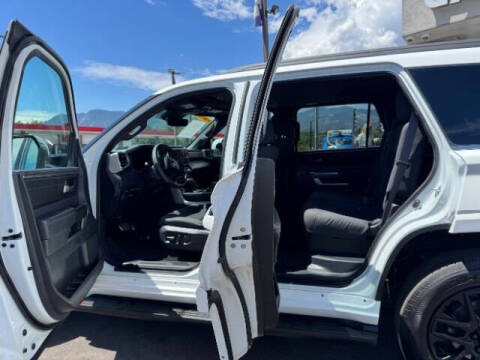 2025 Toyota Sequoia SR5