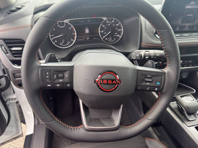 2025 Nissan Rogue Rock Creek