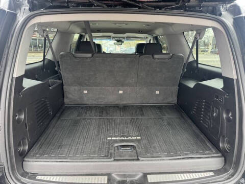 2019 Cadillac Escalade ESV Luxury