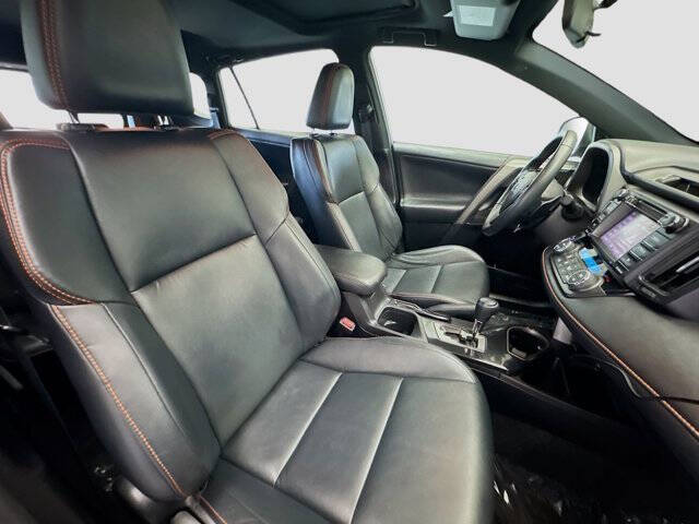 2016 Toyota RAV4 SE