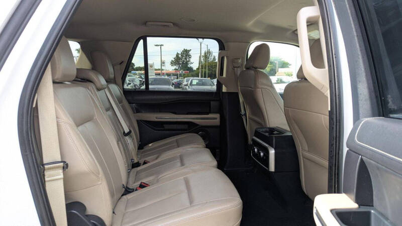 2023 Ford Expedition MAX XLT