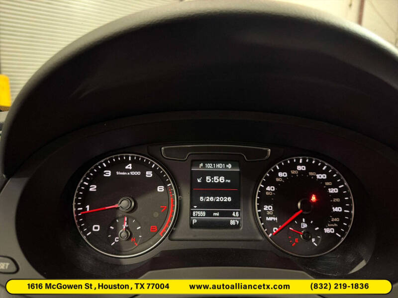 2017 Audi Q3 2.0T quattro Premium Plus