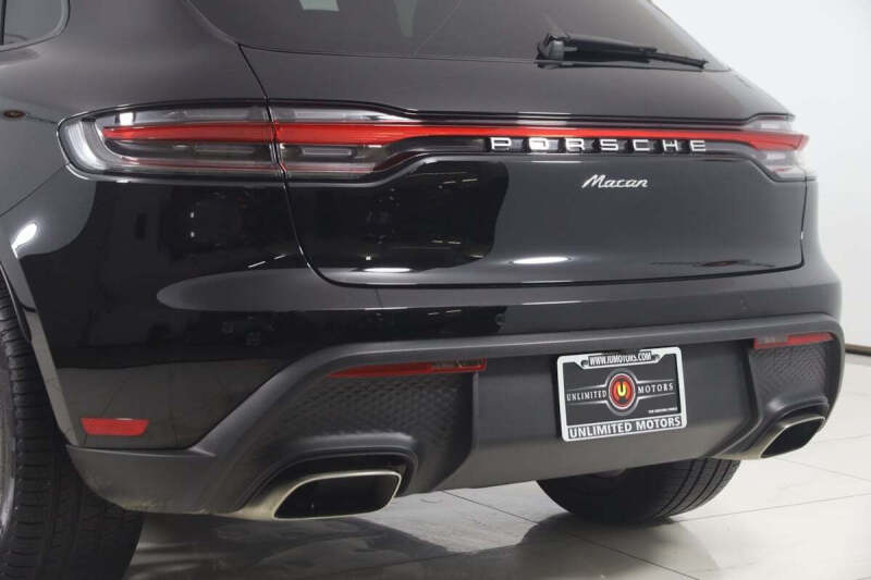 2025 Porsche Macan