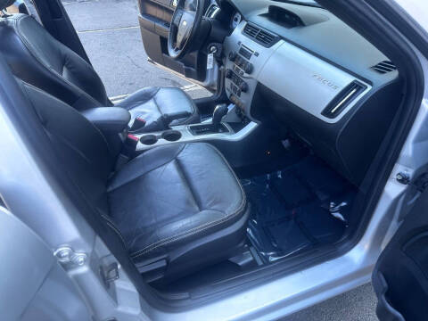 2011 Ford Focus SEL