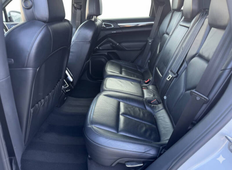 2012 Porsche Cayenne S