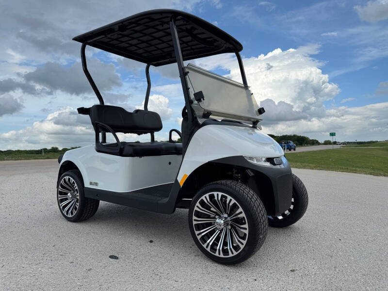 2026 E-Z-GO RXV ELiTE