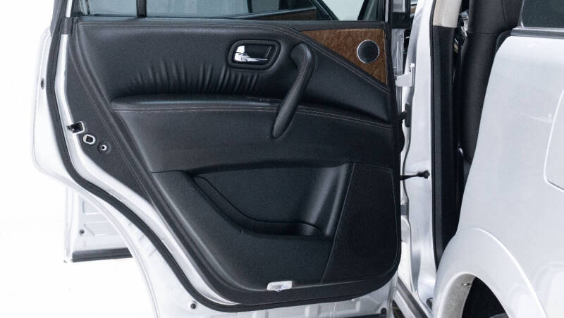 2017 Infiniti QX80