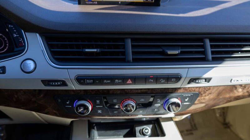 2018 Audi Q7 2.0T quattro Premium Plus