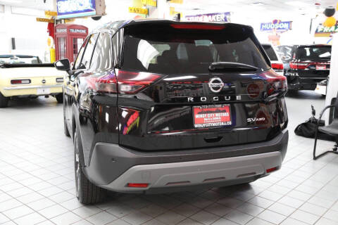 2021 Nissan Rogue SV