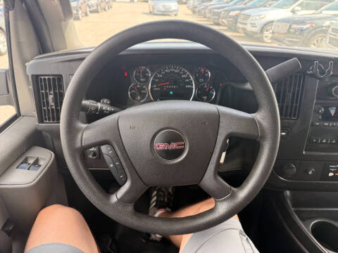 2017 GMC Savana LS 3500
