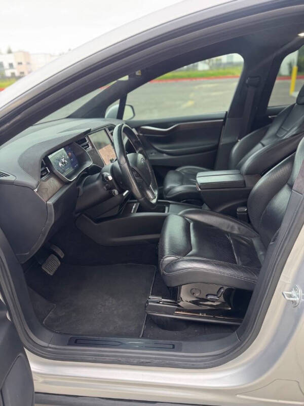 2016 Tesla Model X 90D