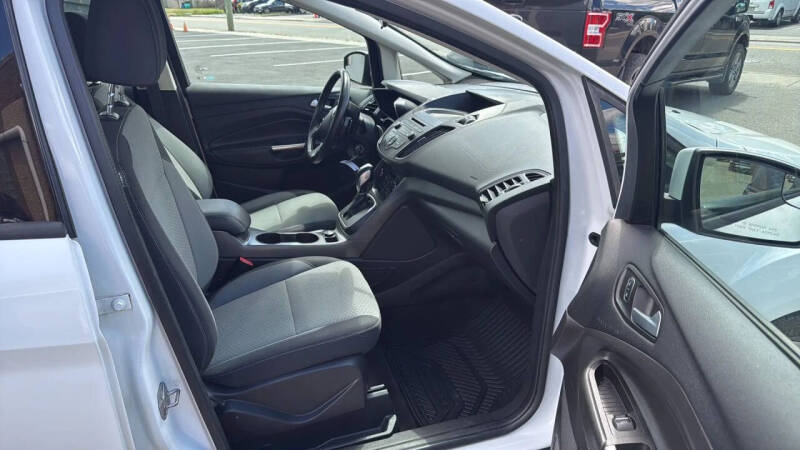 2017 Ford C-MAX Energi SE