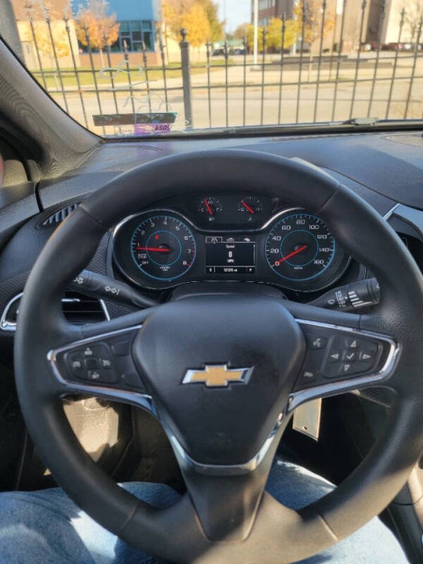 2017 Chevrolet Cruze LT Auto