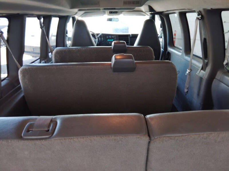 2023 Chevrolet Express LS 3500