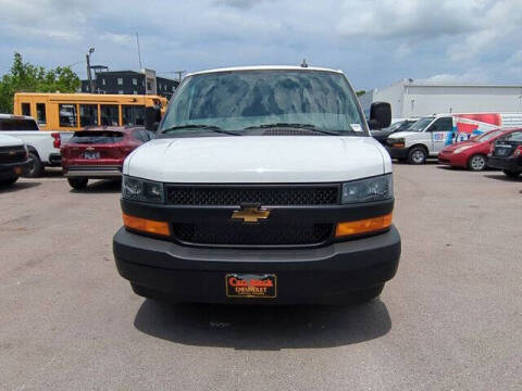 2025 Chevrolet Express 2500