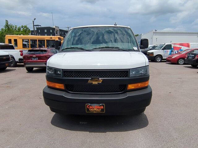 2025 Chevrolet Express 2500