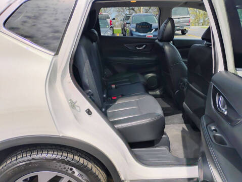 2016 Nissan Rogue SL