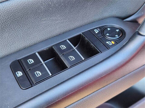 2025 Mazda CX-50 2.5 S Select