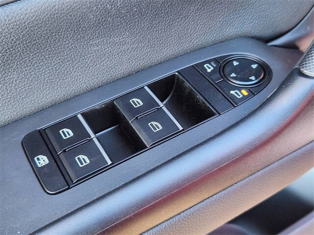 2025 Mazda CX-50 2.5 S Select