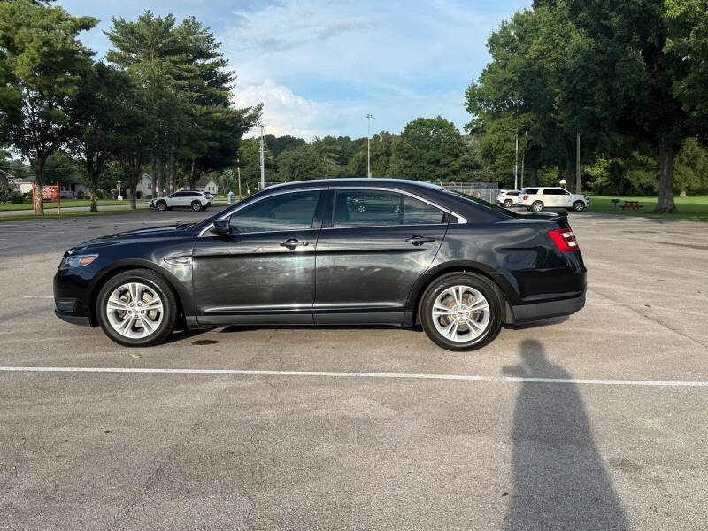 2014 Ford Taurus SEL