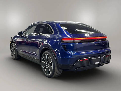 2024 Porsche Macan Turbo Electric