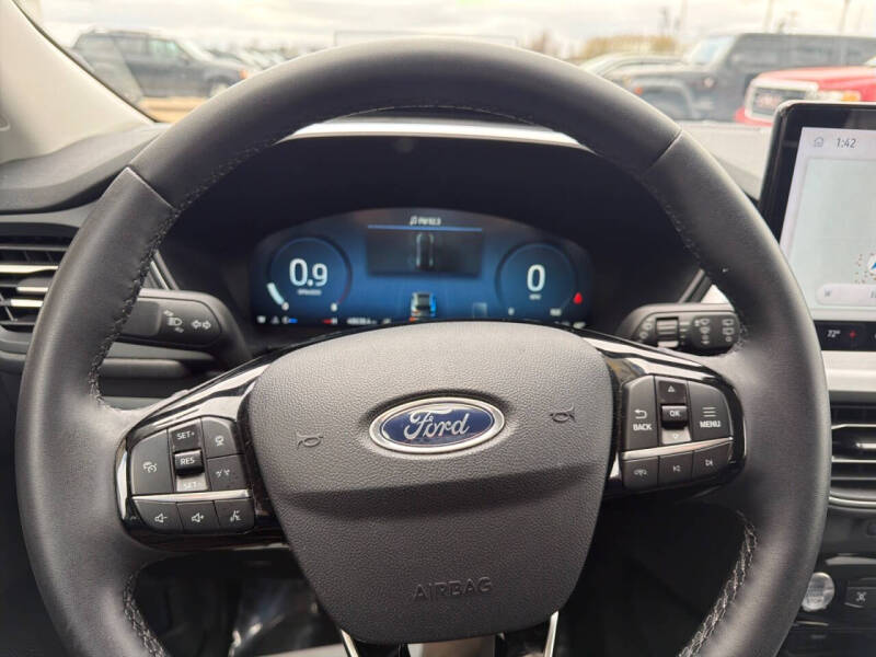 2023 Ford Escape Platinum