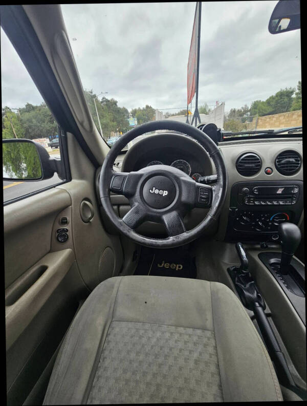 2006 Jeep Liberty Sport